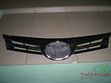 Решетка радиатора TOYOTA Corolla E18 (2017>)